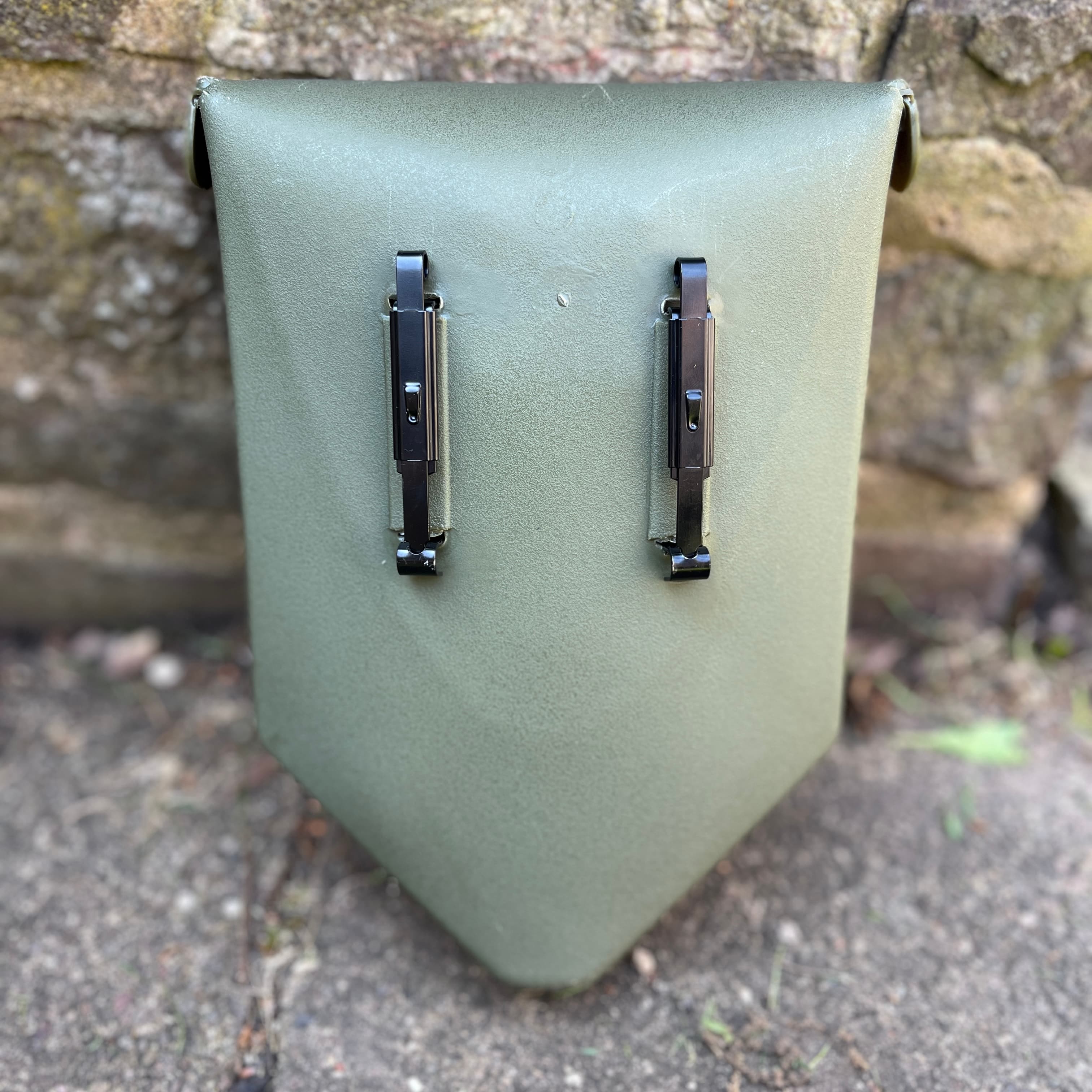Plop Shovel